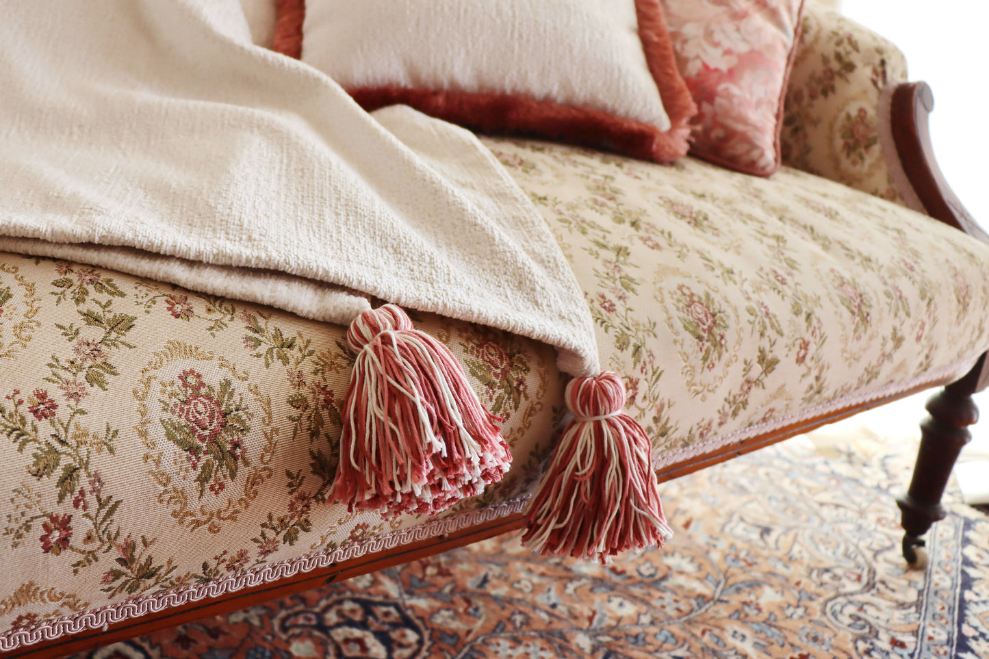 Coral - Chenille Blanket with Tassels
