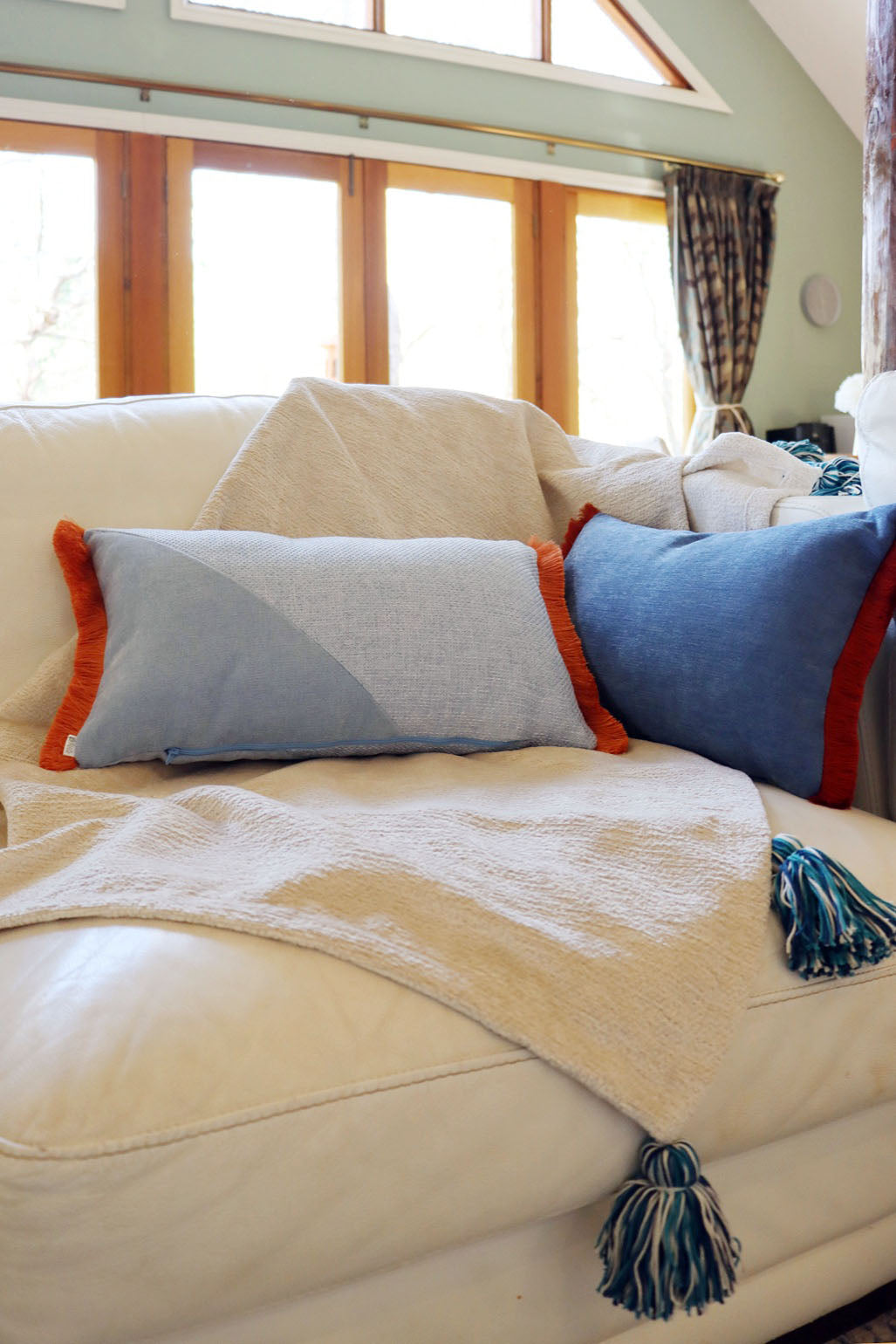 Chira - Oblong Cushion Cover with Cotton Fringe