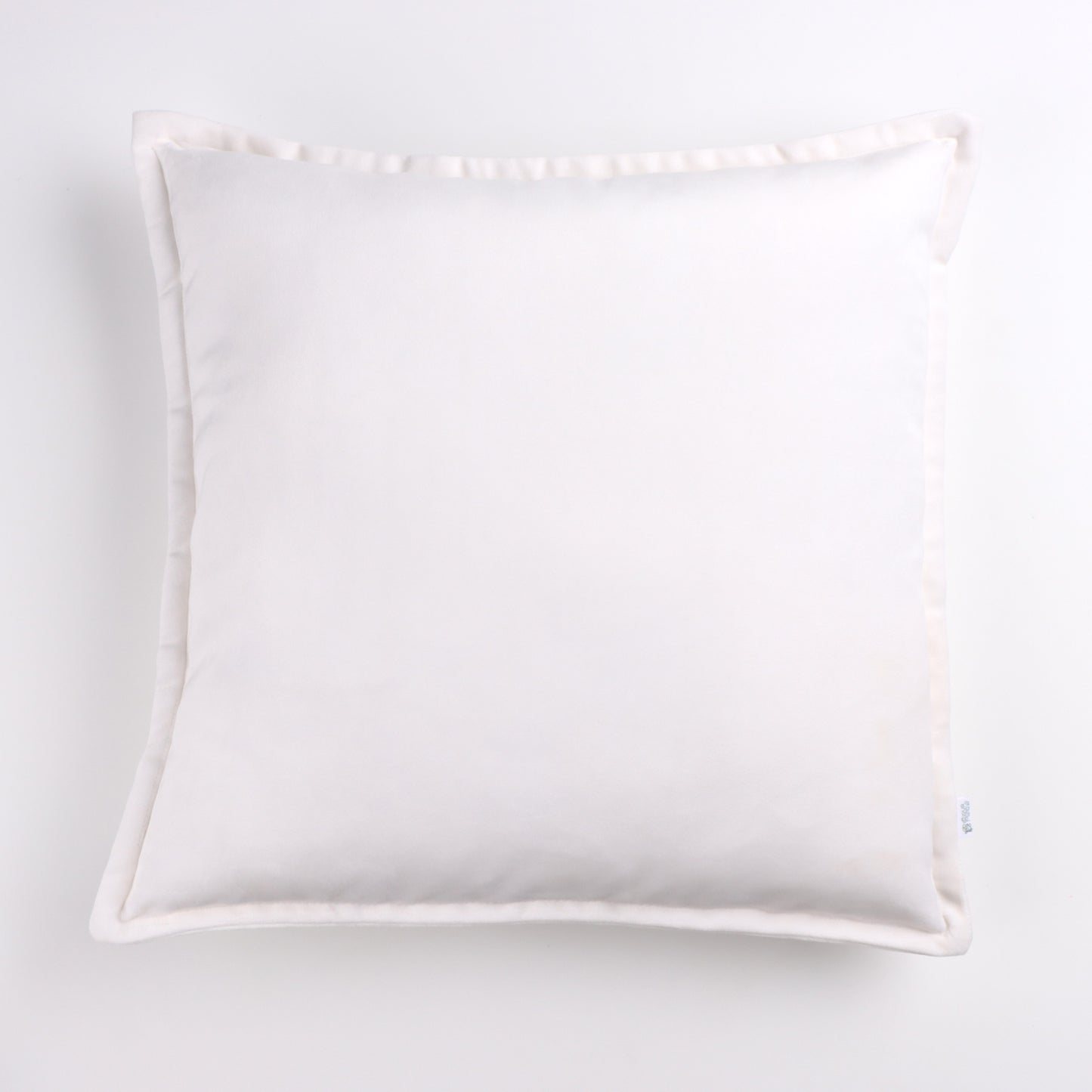 Daisy - Velvet Cushion Cover with Flange Edging