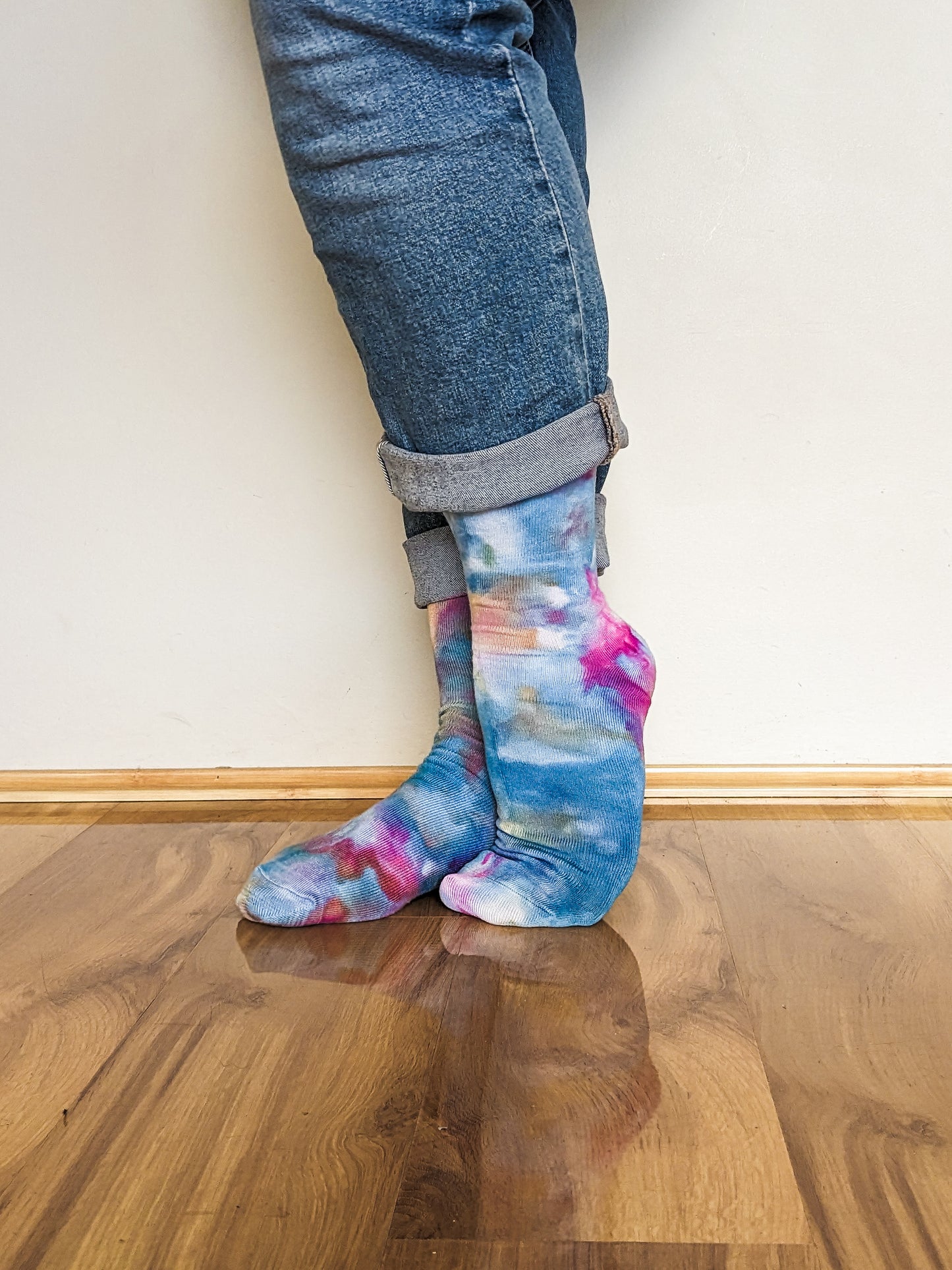 Person wearing crew length Ice-dyed bamboo socks