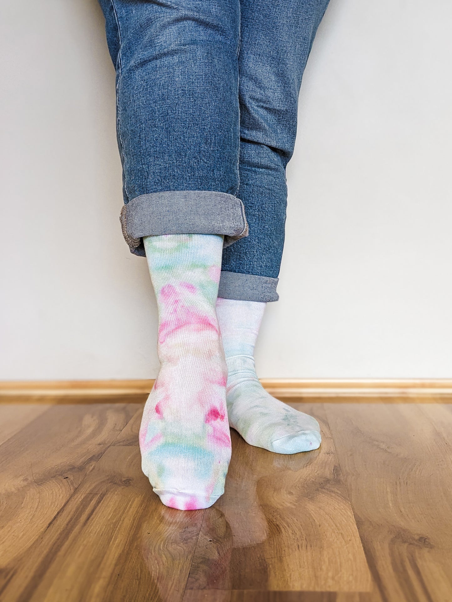 Person wearing crew length Ice-dyed bamboo socks