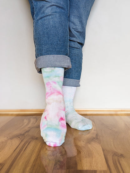 Person wearing crew length Ice-dyed bamboo socks